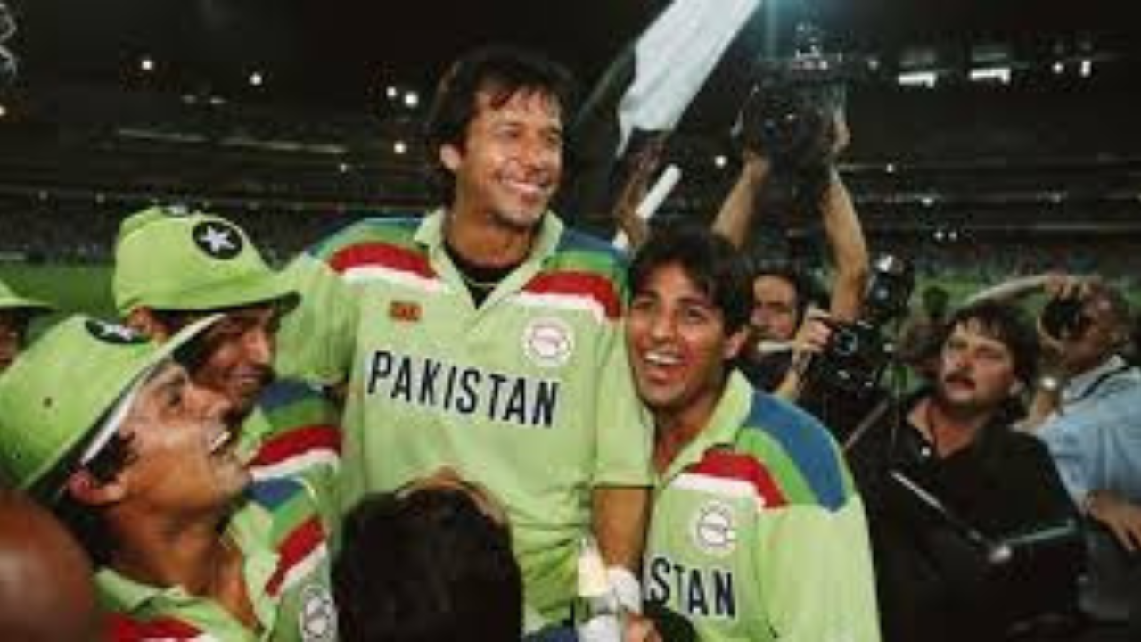 Imran Khan number 4 captain in the cricket history